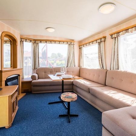 Rowyhills Villa Rowy  Buitenkant foto